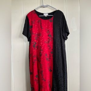 D6- AIMEE D. ColorBlock Floral Embroidered Hawaiian Dress